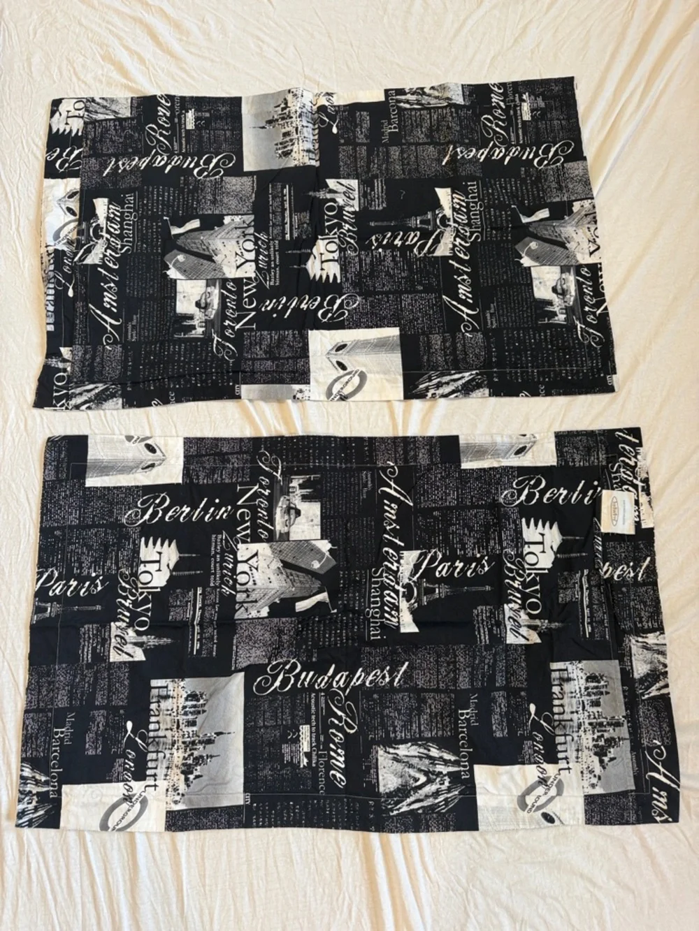 ALAMODE Home Bedlam Passport King Mini Set Travel Print Duvet Cover & 2 shams